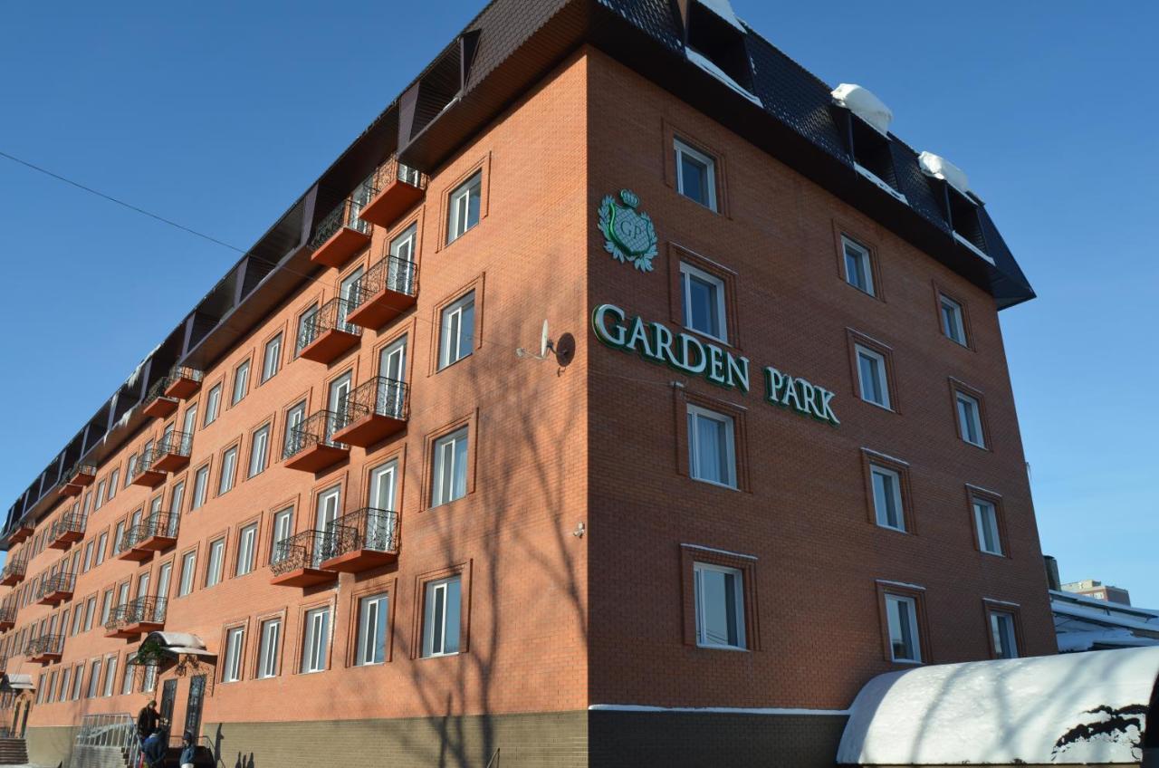 Golden Park Hotel Παβλοντάρ Εξωτερικό φωτογραφία