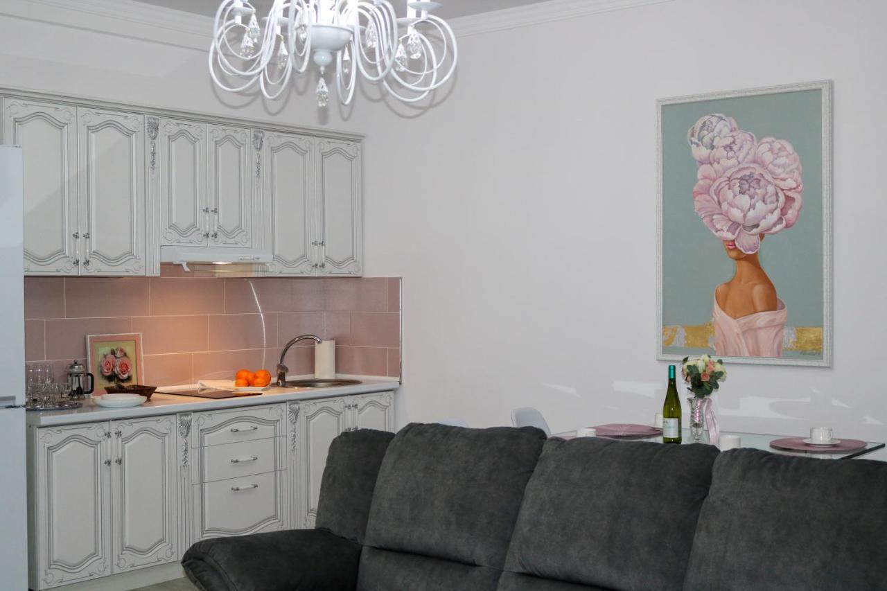 Golden Park Hotel Παβλοντάρ Δωμάτιο φωτογραφία