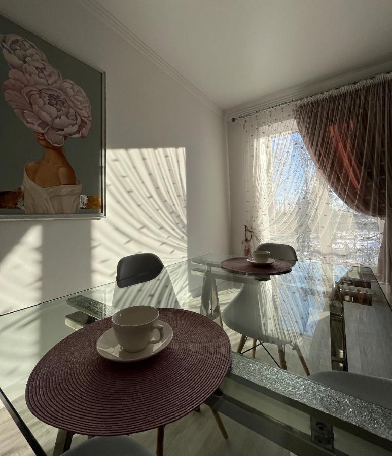 Golden Park Hotel Παβλοντάρ Εξωτερικό φωτογραφία
