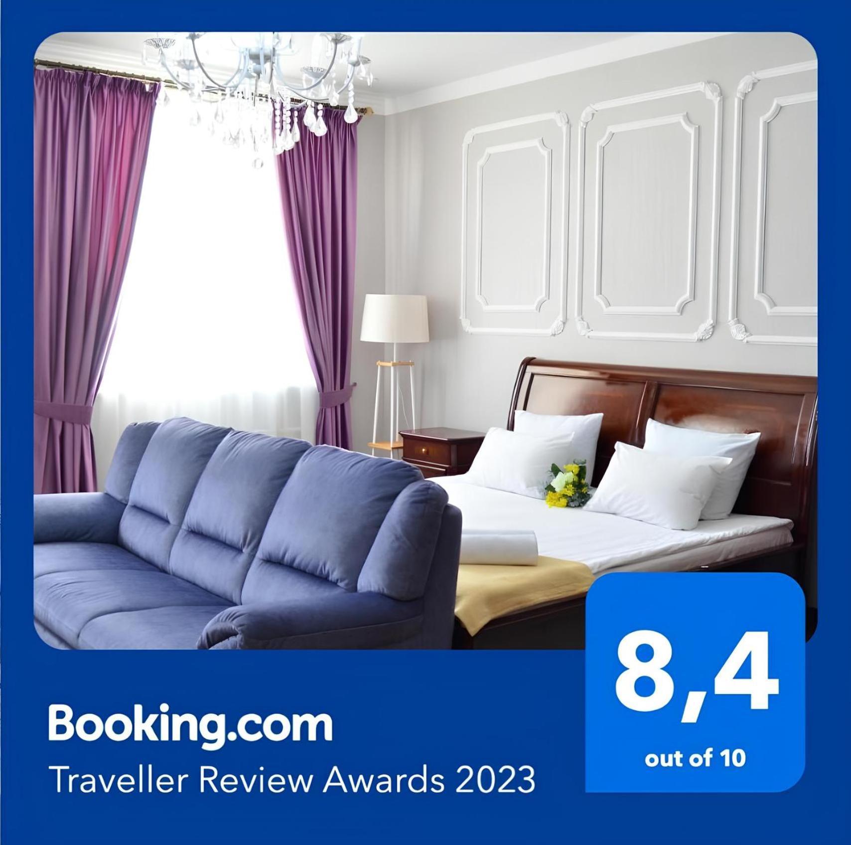 Golden Park Hotel Παβλοντάρ Εξωτερικό φωτογραφία